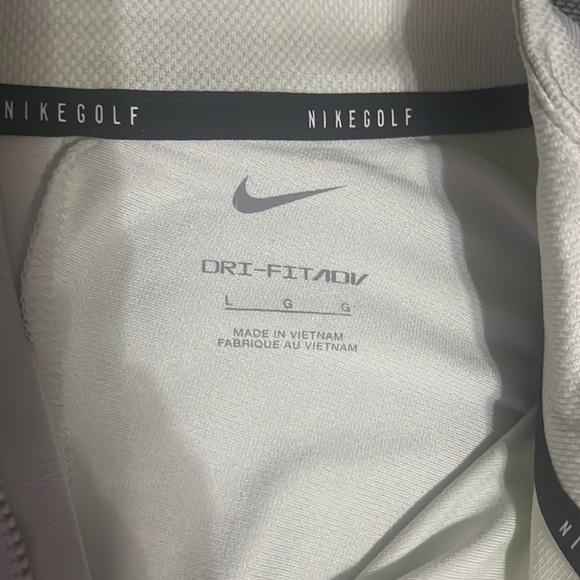 Nike Golf quarter zip. size Large. brand new. - Picture 4 of 4
